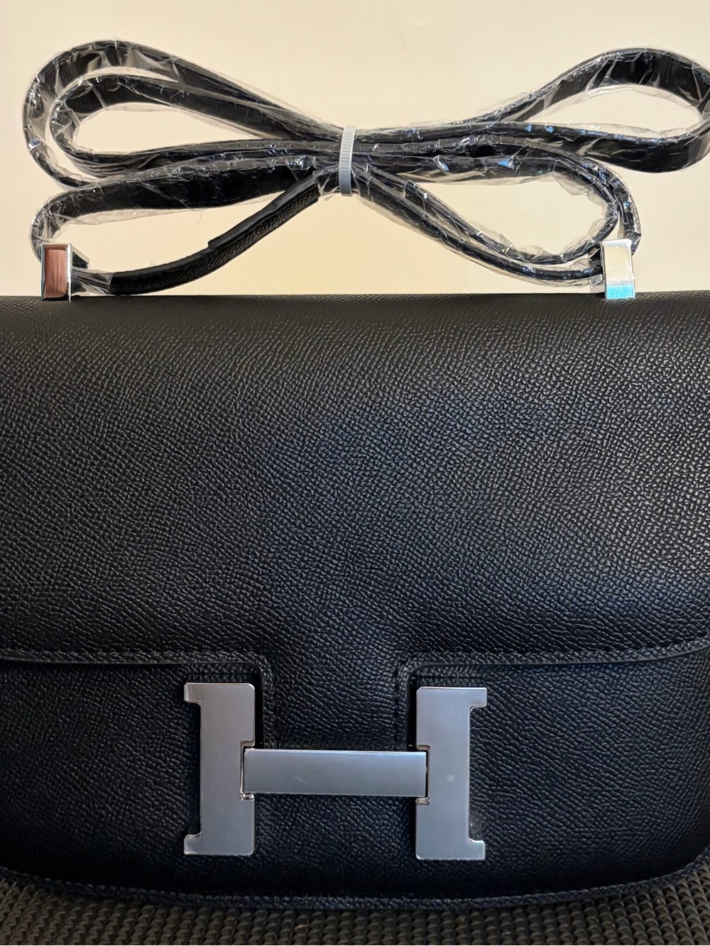 Silver Hardware Black Real Leather Shoulder/Crossbody Bag with H closure - Picture 10 of 11